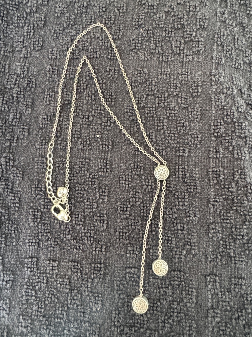 Brighton Ferrara Lariat Silver
Petite Pendant Necklace